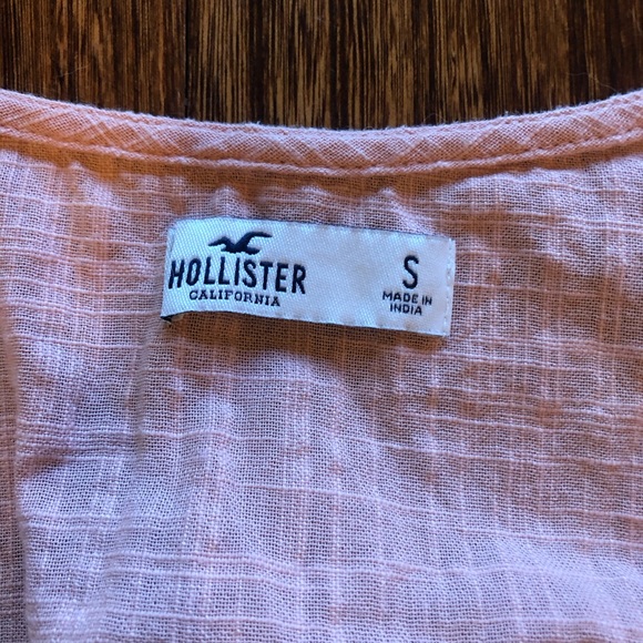 Pink Hollister top - Picture 2 of 3